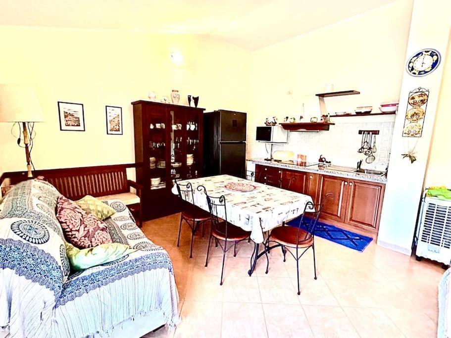 Zia Teresa Apartment Алгеро Екстериор снимка